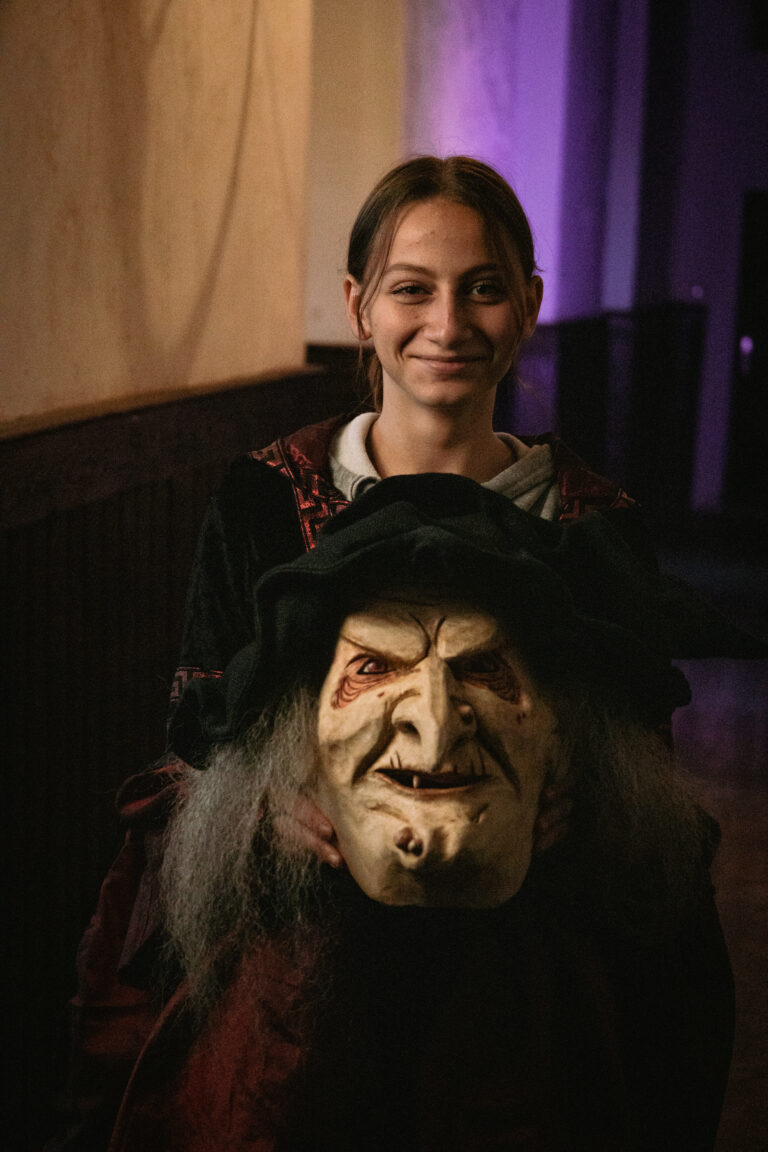 Hannah (ohne Maske)